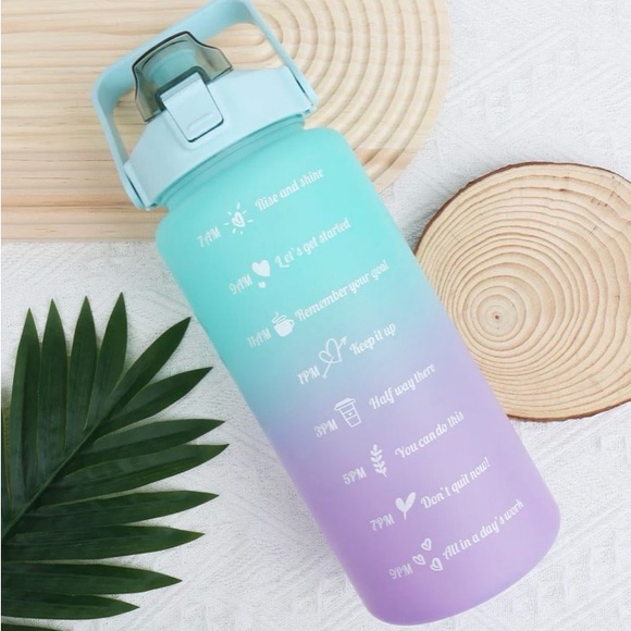 infinity hoop Other - Infinity Hoop Water Bottle with Motivational Time Markers - 64 oz. - NWT